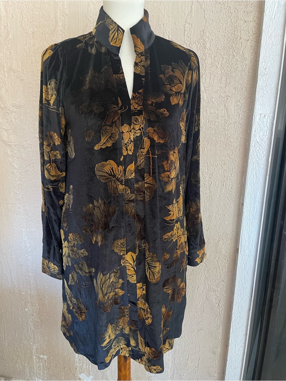 JODIFL Black Crushed Velvet Long-Sleeve Dress with Gold Floral and Bird Motif